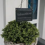 公寓 Vulkaneifelzeit / Nahe Nuerburgring Uess