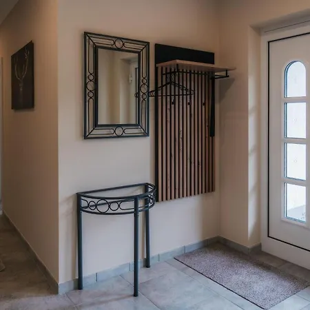 Vulkaneifelzeit / Nahe Nuerburgring Apartament