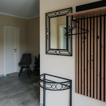 Apartament Vulkaneifelzeit / Nahe Nuerburgring Uess